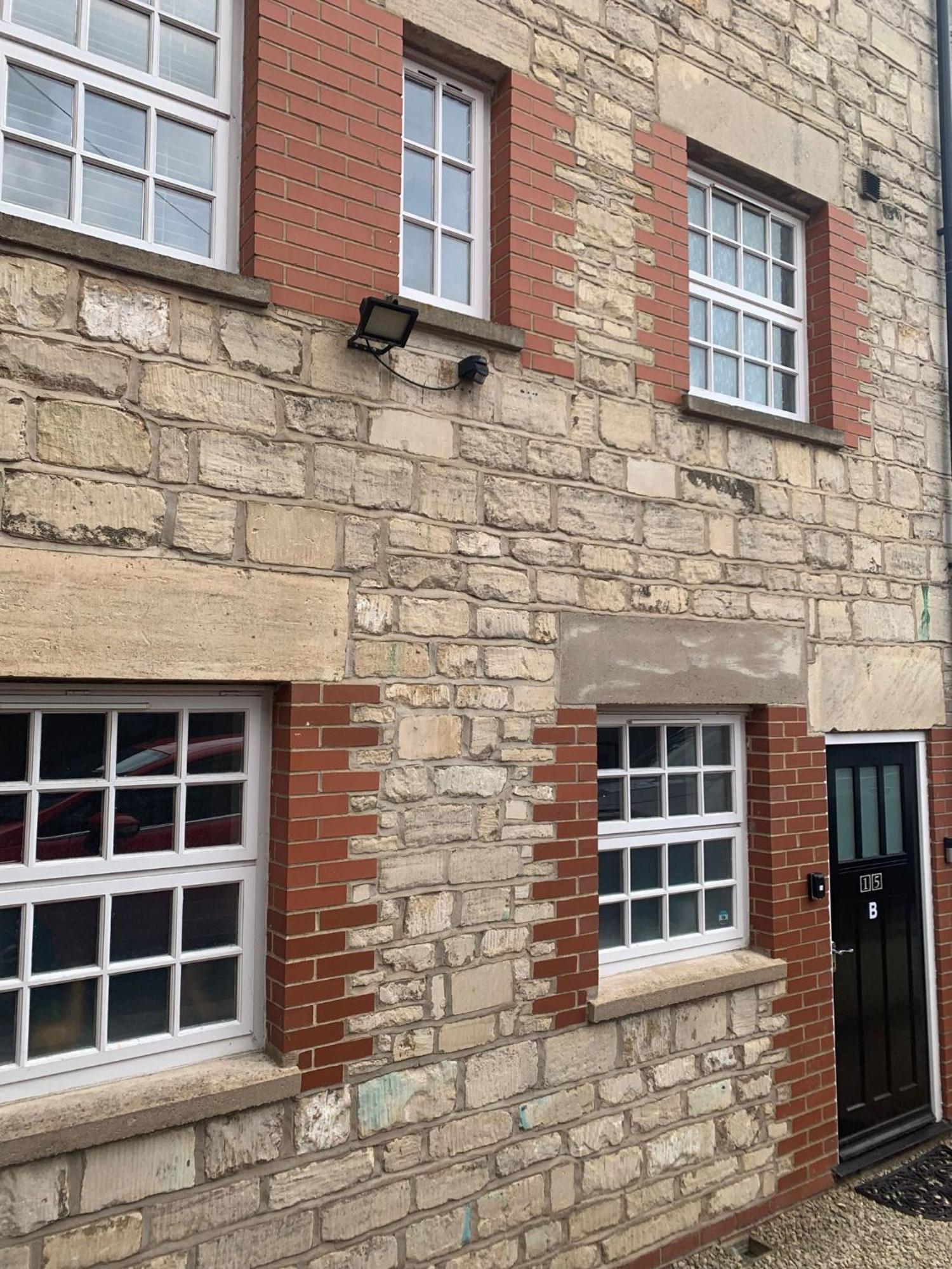 1 Bed House, Free Parking, 15 Minutes From Cheltenham Races Gloucester Ngoại thất bức ảnh